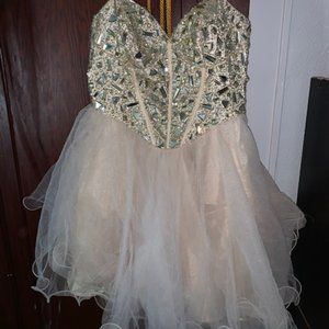 Dave & Johnny Short Dress